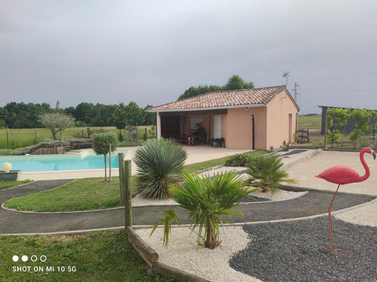 Le Gite Du Font Blanque Campsas Exterior photo