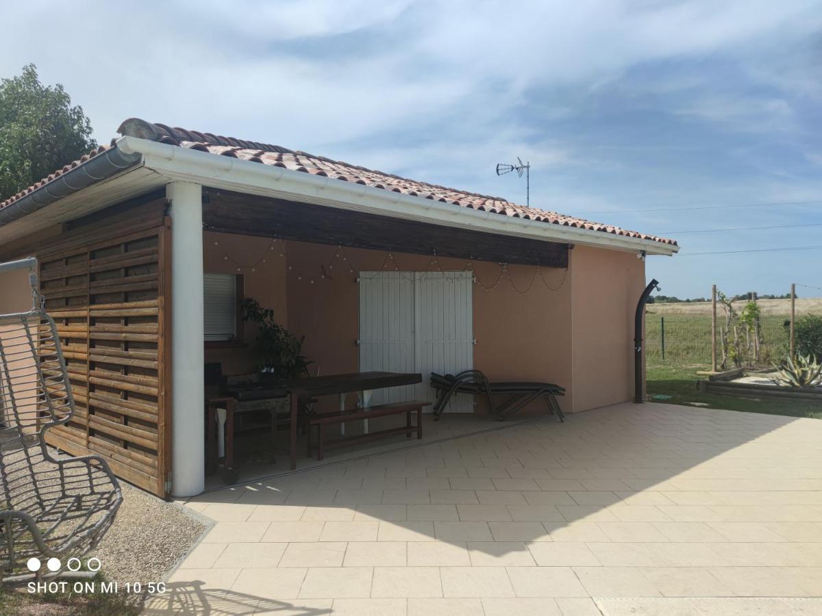 Le Gite Du Font Blanque Campsas Exterior photo